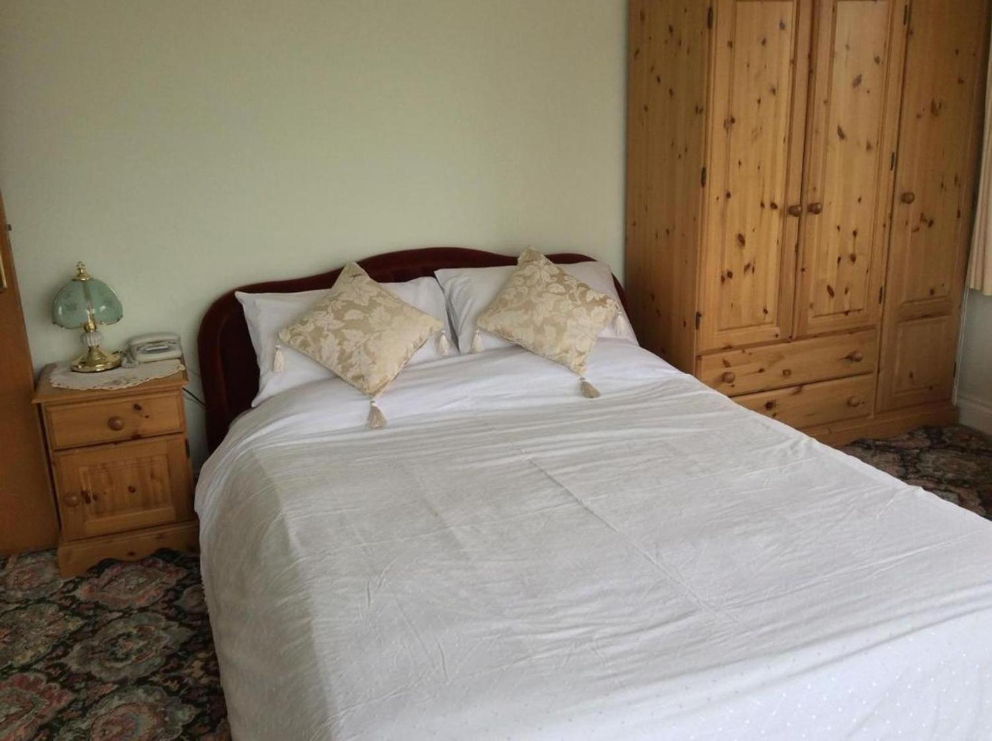 Room In Guest Room - Orchard Manor, Fore Street, Probus Truro Extérieur photo